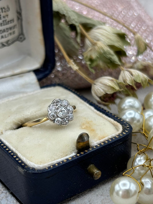 Antique 18ct Gold and Platinum Diamond Daisy Cluster Ring - c.1925